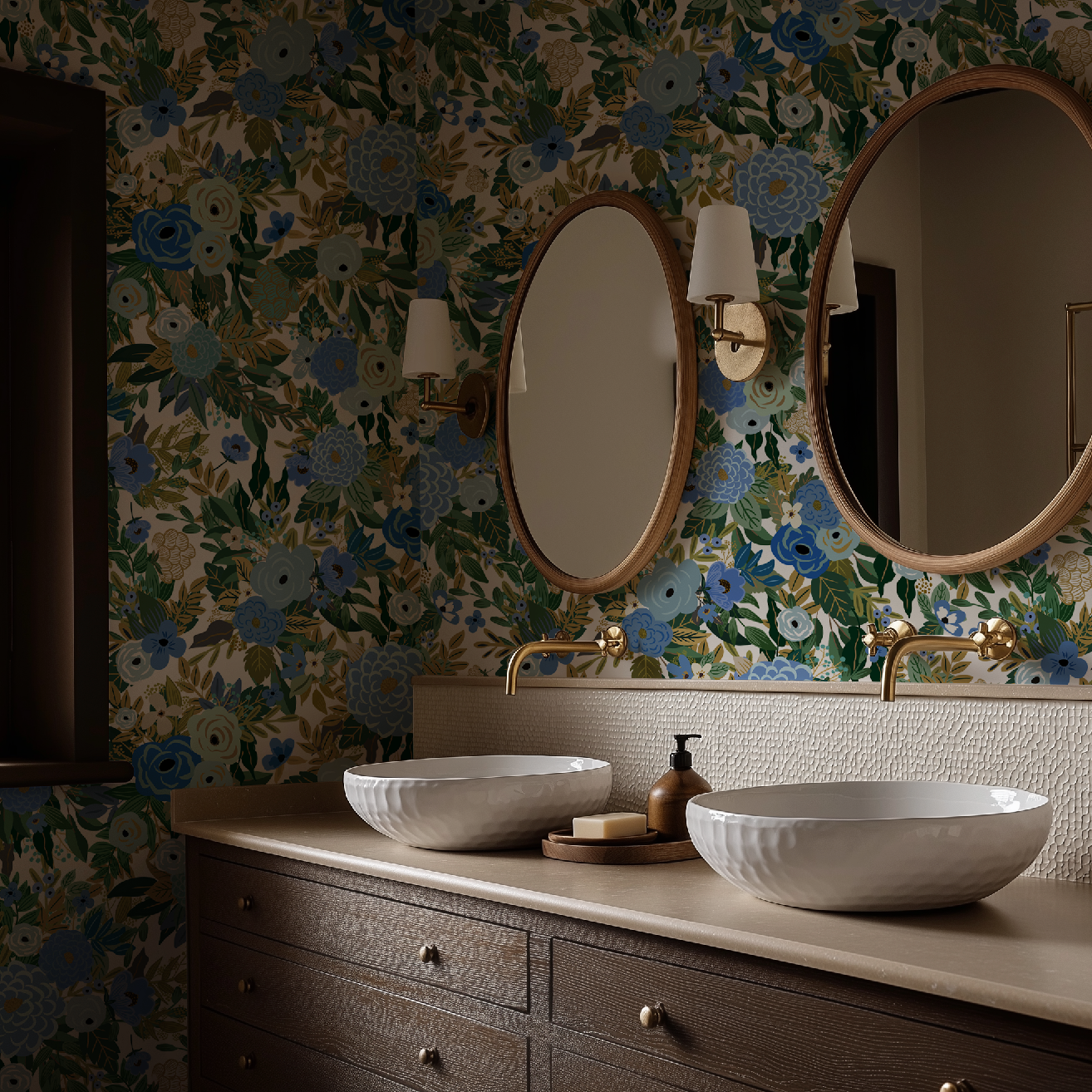 Elegant Hand-Drawn Blue Floral Wallpaper