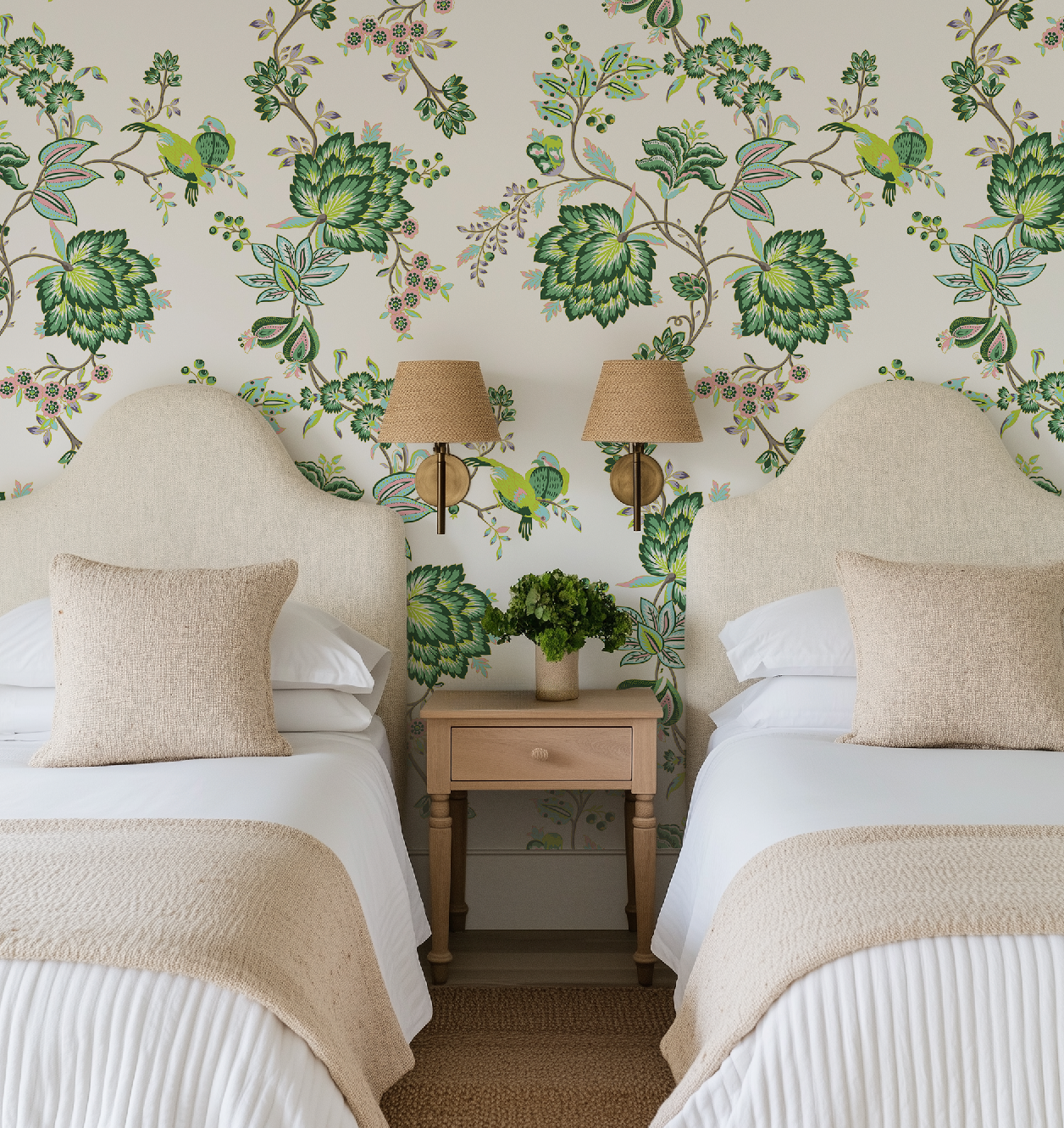 Bohemian Vines in White - Wallpaper