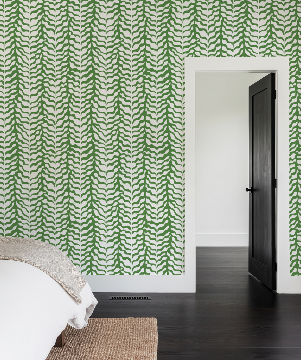 Boho Garden Green & White Botanical Chinoiserie Style - Wallpaper