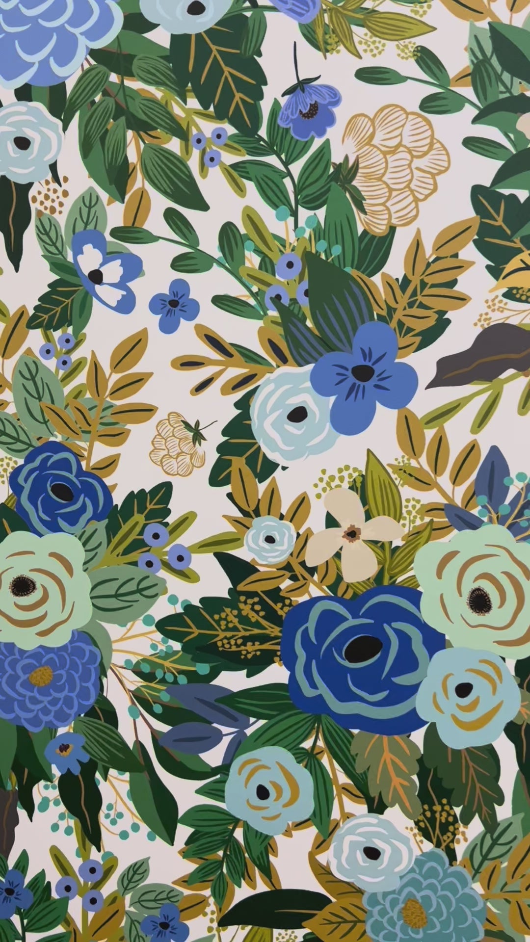 Elegant Hand-Drawn Blue Floral Wallpaper